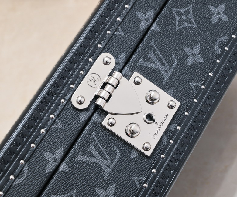 M4700B 34x18x11cm ss_10